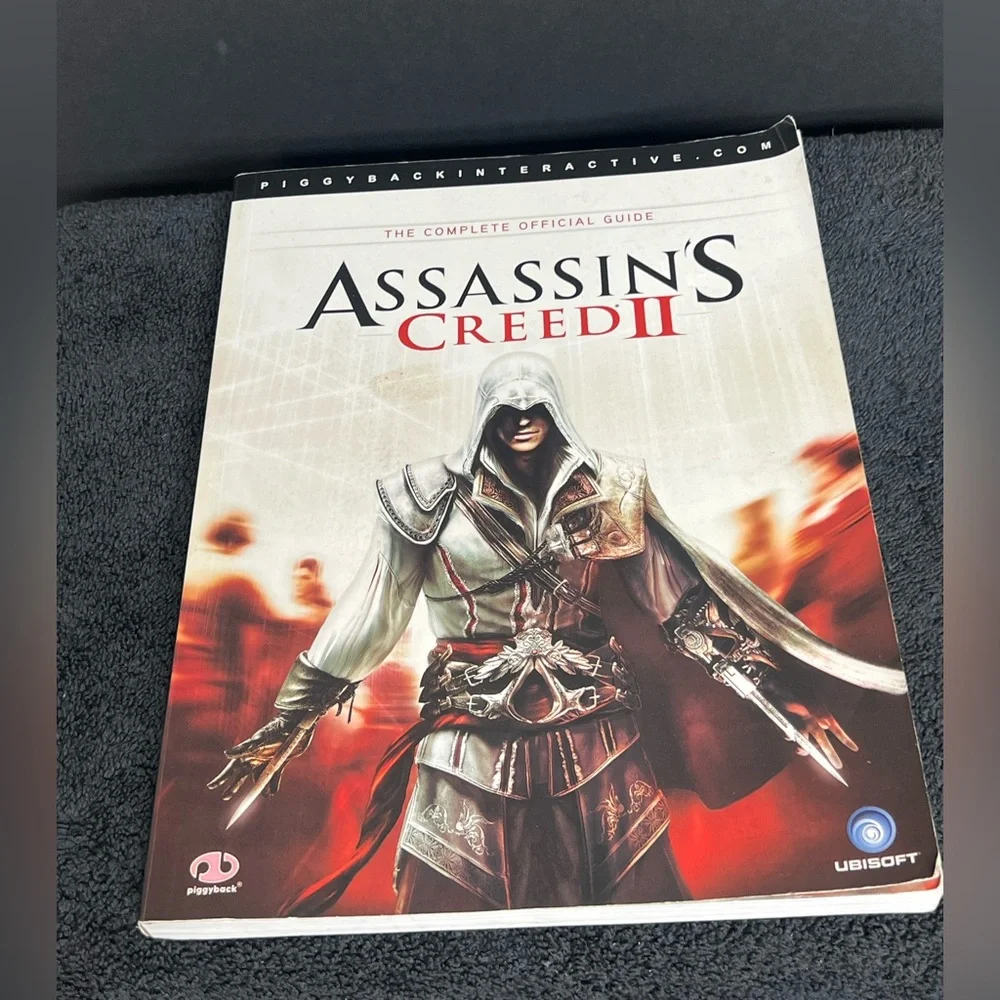 Assassin's Creed II/2 Official Strategy Guide by Piggyback